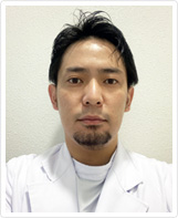 講師 坪田　欣也