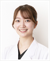 専攻医 逢坂 理紗子